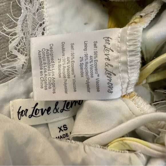 For Love and Lemons Alana Crop Top in Lemon Print XS - Picture 4 of 5